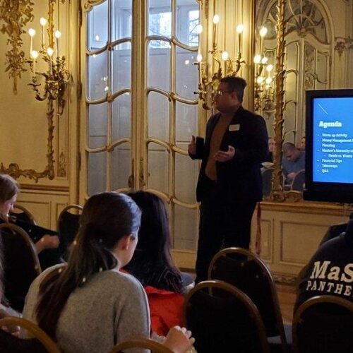 A presentation on financial aid in the Mirror Room