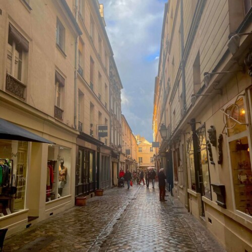 A narrow cobblestone street in London